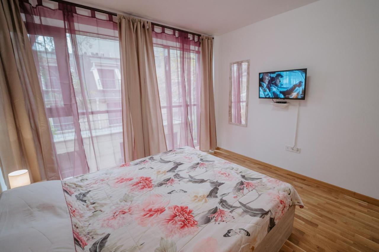 Bella's Sea Apartment-beach, Sea Garden ,old Town, Free Parking, Free Evcharging Station * Warna